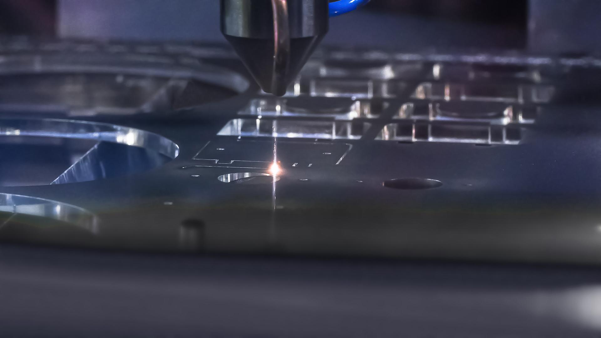 Gravotech - Grand graveur laser LS900