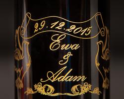 Bouteille de vin gravée avec machine de gravure mécanique