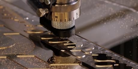 Machine de gravure mécanique - OME 80 - OptoTech - de verre / pour verre  correcteur / CNC